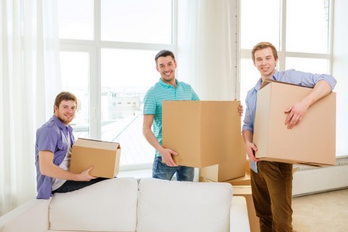Clean and flexible storage unit in Battersea for moving and renovation