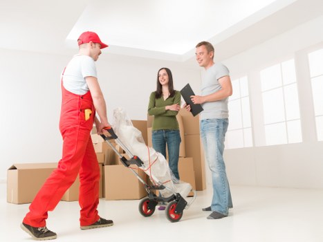 Inspection of moving equipment before use