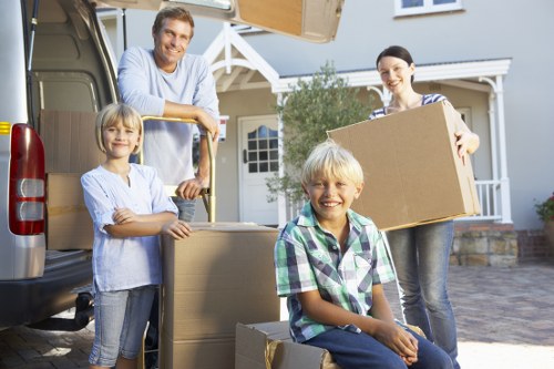 Selecting the right moving truck size for Battersea relocations